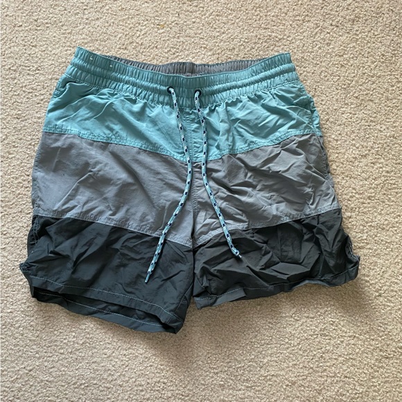 Swim trunks - Picture 1 of 3
